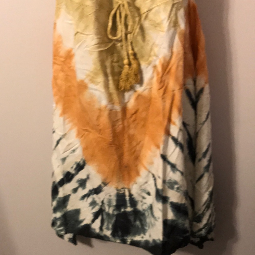 🌻 Sugar & Cream Tie Dye Sand color Halter Dress - Picture 5 of 13